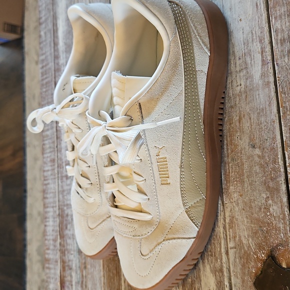 Puma Suede Sneakers in Cream and Brown - Picture 3 of 5